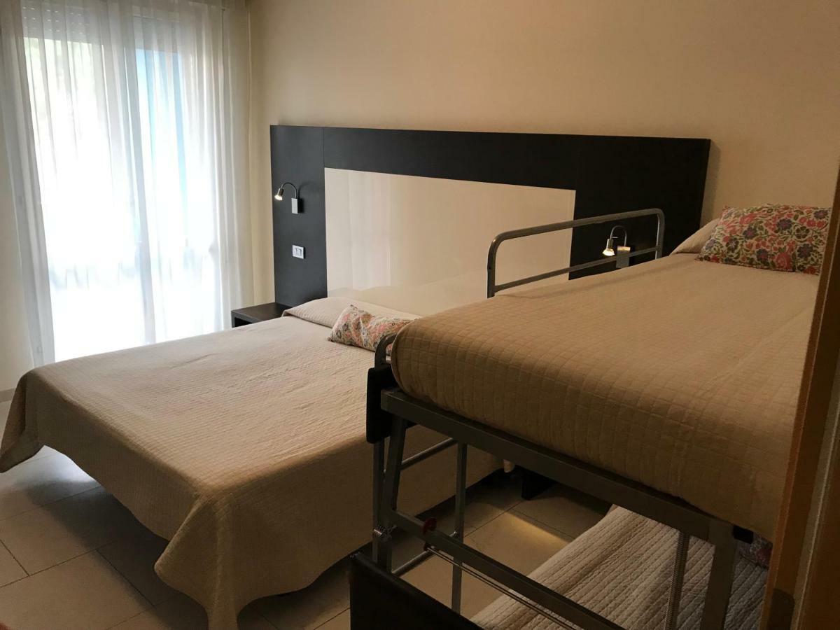 Hotel Ricchi Rimini Eksteriør bilde